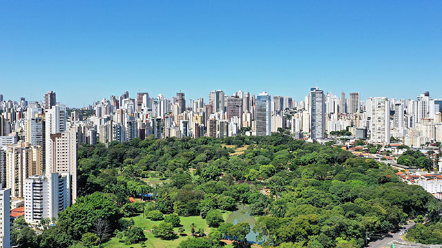 Beautiful,Panoramic,Perspective,Of,The,Largest,Park,Of,Goiania,City